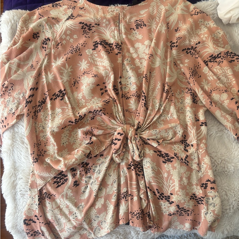 Topshop Peach and Cream Patterned Blouse